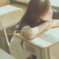 摇头摆尾什么生肖